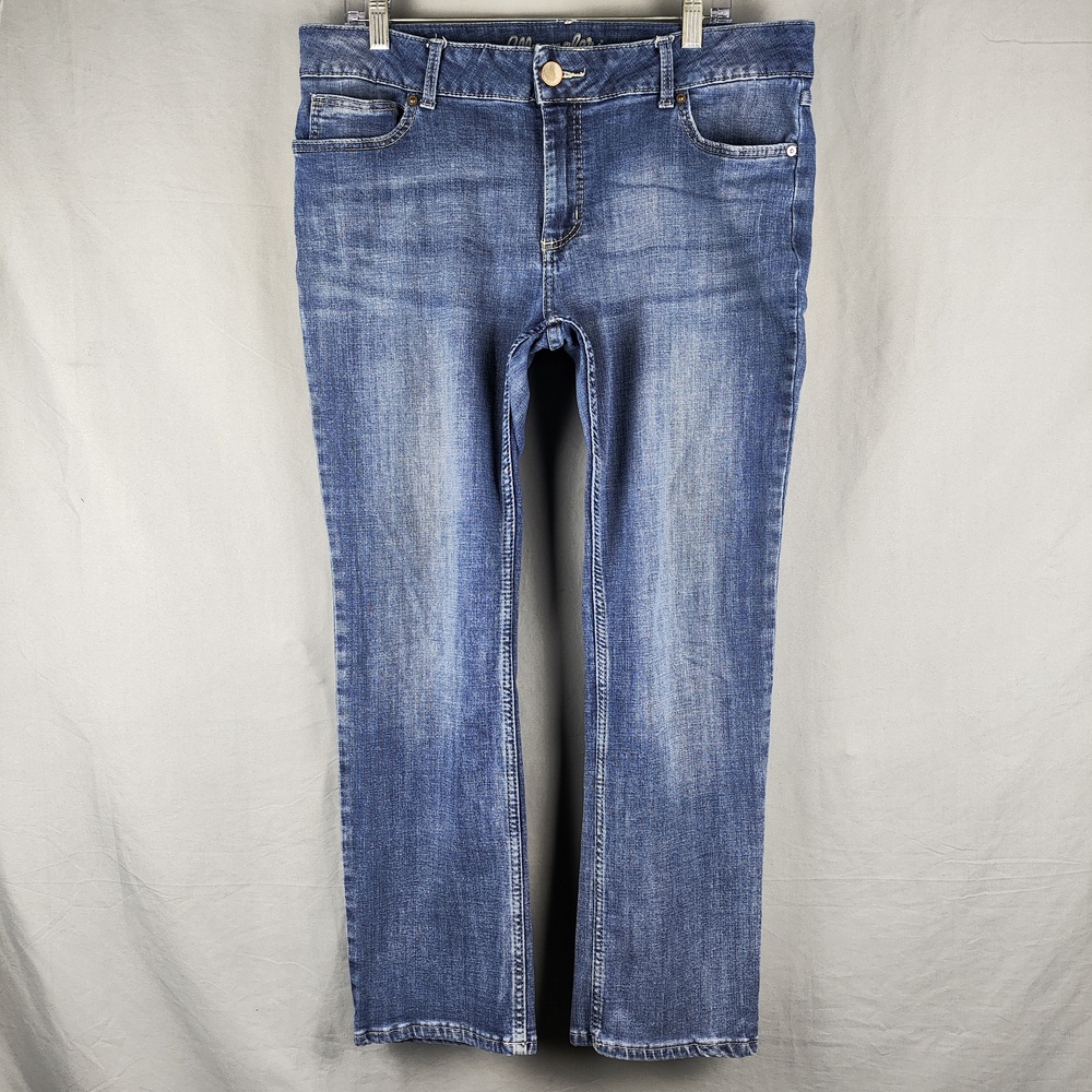 Maurices Jeans Teens 36x28 Blue Medium Wash Regular Fit Straight Denim Pants